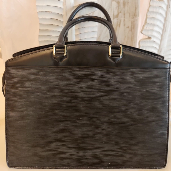 Louis Vuitton Epi Riviera in Classic black - Picture 2 of 16